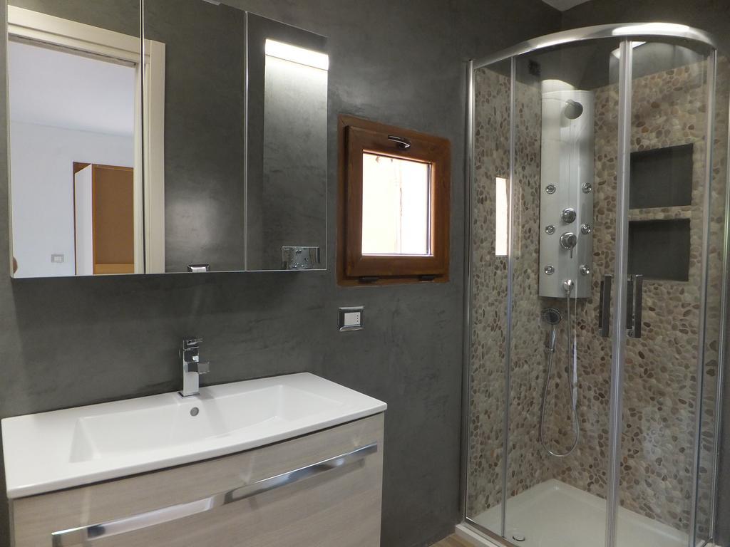 Villaggio Est Affittacamere San Teodoro  Exterior foto